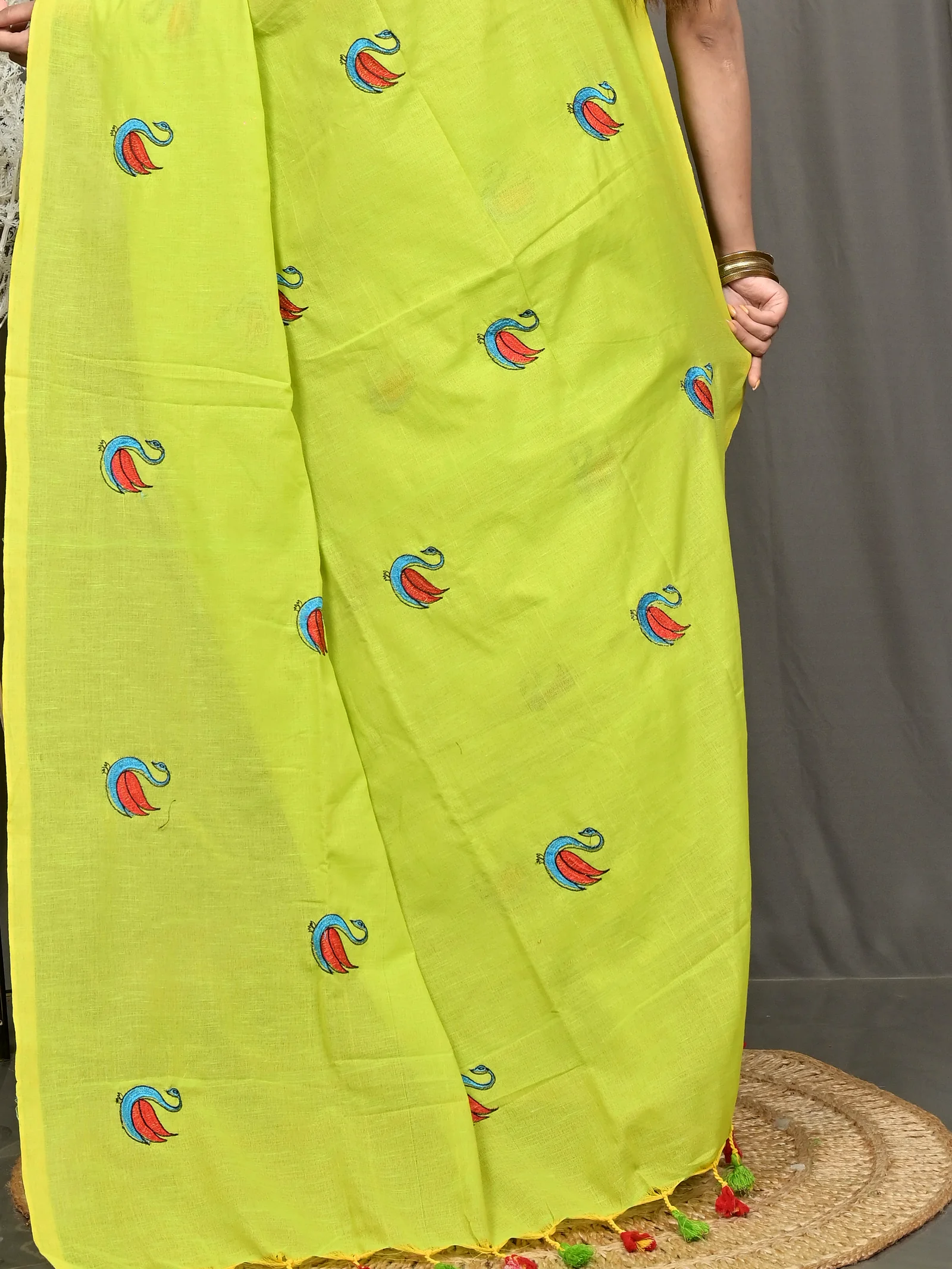 Green Pure Cotton Norvi Embroidery Handloom saree (2283)